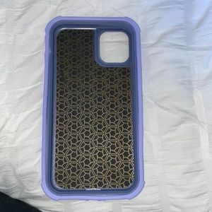 heavy duty phone case! Doesn’t fit my phone